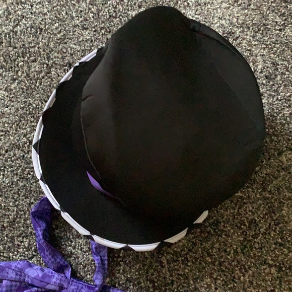 Spirit Mad as a Hatter - Picture 11 of 14